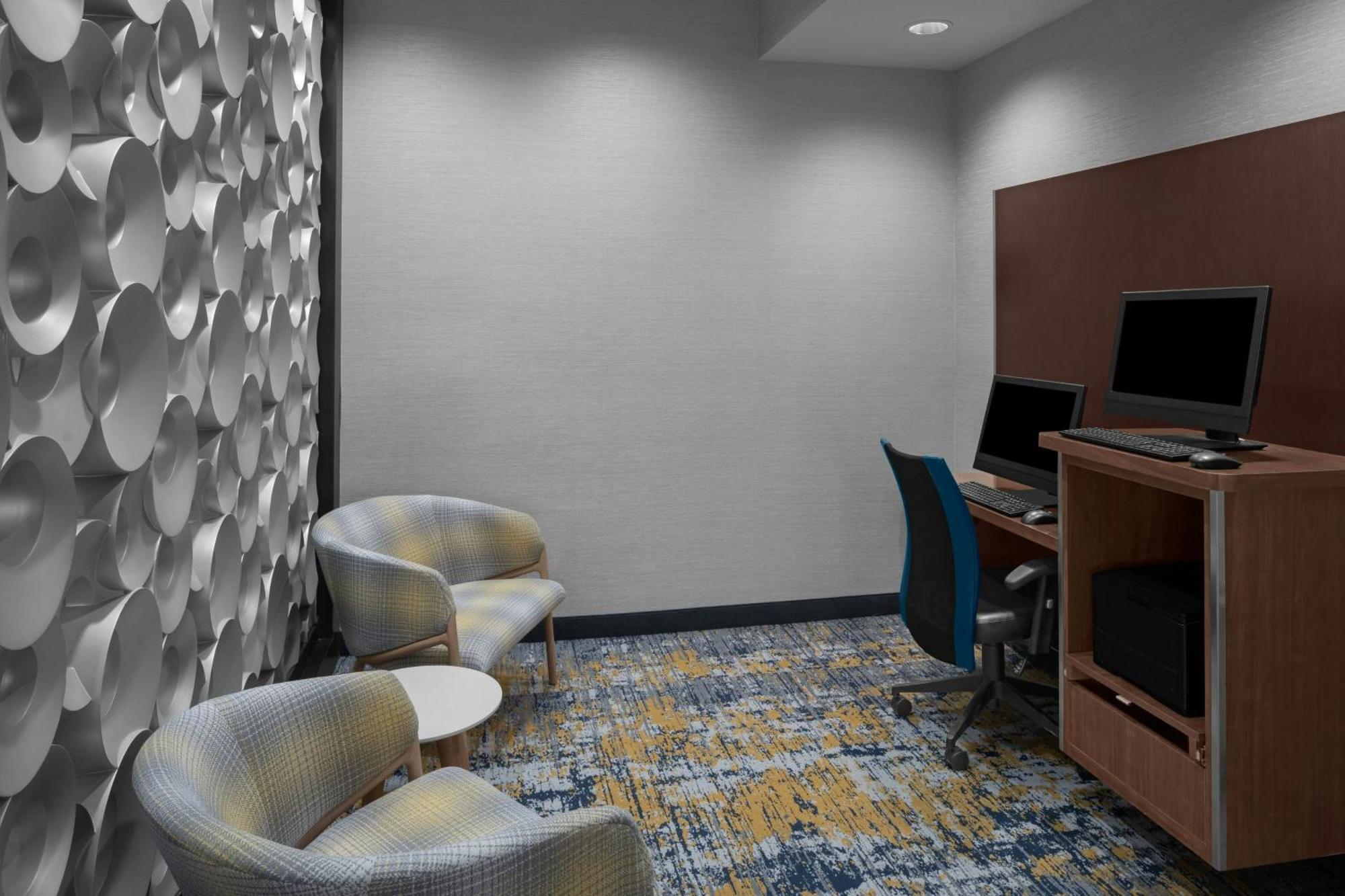 Towneplace By Marriott Carlsbad